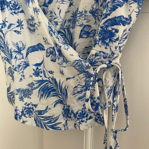 MNG Tie Front Top - Picture 3 of 7